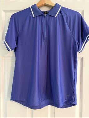 Mondetta Women’s Purple Zip Polo Shirt
Size: Medium